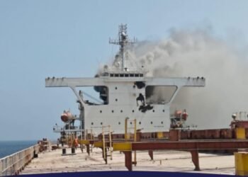 One dead, 27 rescued by RNO after attack on merchant ship