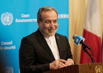 Iran stands firm on Hormuz plan after US rejection