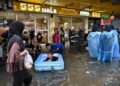 Bangkok hit hardest in Thai floods
