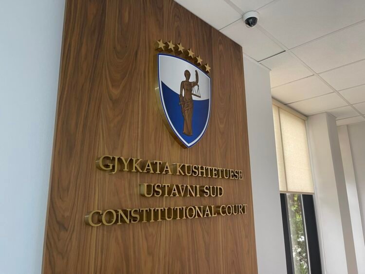 The Constitution “legalizes” the Assembly and the Government in record time, the election of the President until October 6 is a challenge for the parties