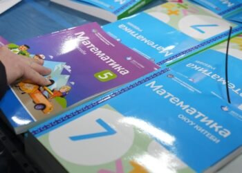 How much do new textbooks and workbooks cost at Uchkun for sale to private schools? Prices