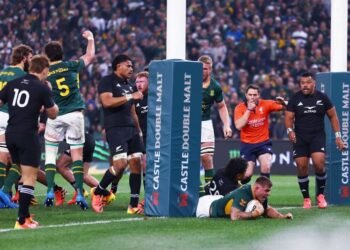 Rugby: Rugby-Springboks go 2-1 up in series after edging New Zealand
