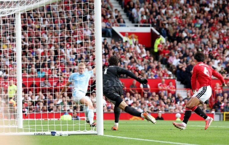 Football: Soccer-Pro Ref chief Webb says VAR ‘tunnel vision’ led to Manchester derby error