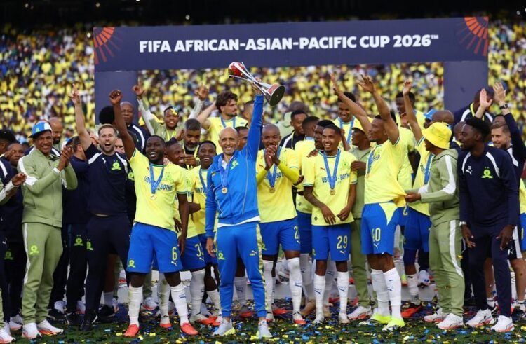 Football: Soccer-African champions beat Asian counterparts to advance in Inter Continental Cup