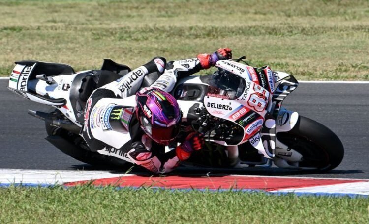 Cycling: Motorcycling-Martin recovers from early setback to win Austrian sprint and retake championship lead