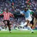 Football: Soccer-Manchester City beat Sunderland in humdinger to maintain 100% start, Man Utd scrape draw