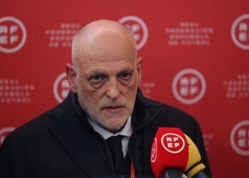 Football: Soccer-Real Madrid call for new LaLiga president following Tebas statements