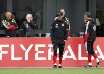 Football: Soccer-Klopp makes no promises on silverware ahead of Germany debut