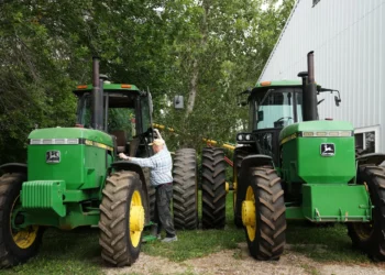 Trump seeks fertilizer deal with Russia ally Belarus amid Canadian tensions