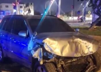 Surco: two cars collide at dawn on the South Expressway in a spectacular traffic accident