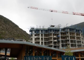 The special quota for construction will be extended to other sectors