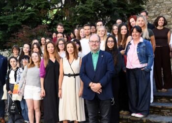Thirty students from twelve countries participate in the 25th Catalan campus