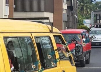 Port Vila cannot keep adding cars to roads that cannot grow