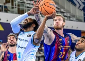 MoraBanc Andorra loses 84 to 88 against Barça and, despite being eliminated from the Catalan League, leaves with very good feelings