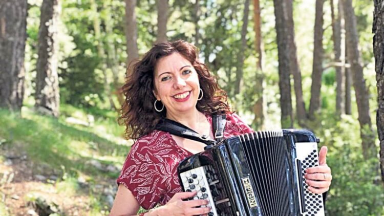Nina Planavila: “Music and dance are great resources for building community”