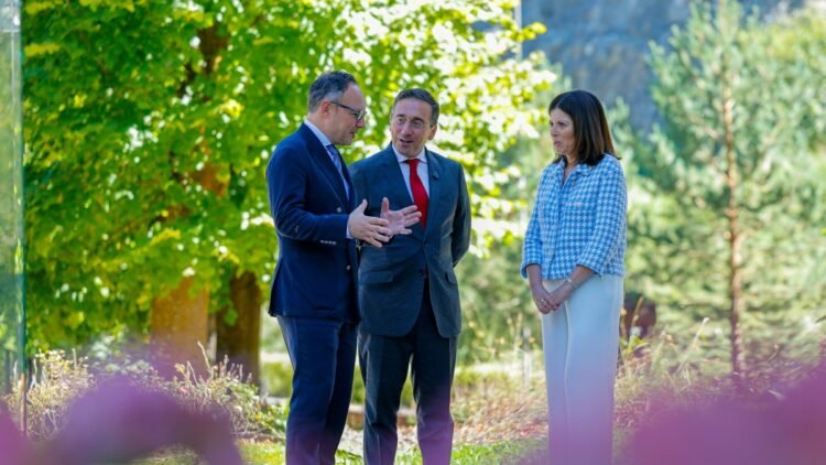 Andorra and Spain strengthen cross-border cooperation with the visit of Minister Albares