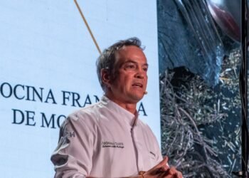Javier Torres brings the brown cow of the Pyrenees to the Andorra Taste