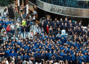 MoraBanc works with the fans