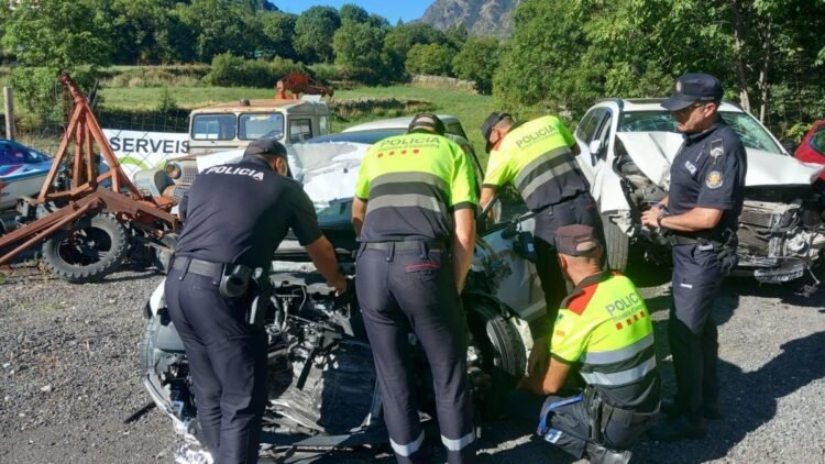 The police are collaborating with the police in the investigation of the fatal accident in Encamp