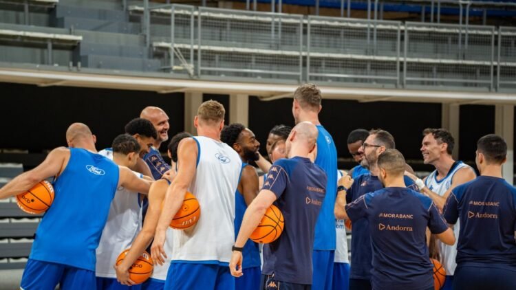 MoraBanc Andorra opens the ACB League against Monbus Obradoiro at the Toni Martí with permanence as the main objective of the season