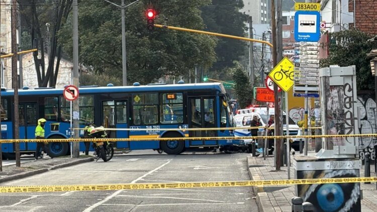 They identify the woman who died after a serious traffic accident between a motorcycle and a SITP bus in Teusaquillo: hypothesis of the accident revealed