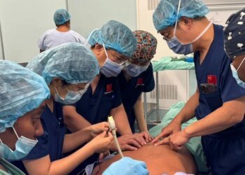 Chinese Medical Team performs Vanuatu’s first laparoscopic gastrointestinal perforation repair
