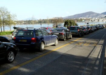 Geneva votes for funds to reduce cross-border traffic