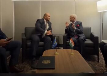 Watch | External Affairs Minister Dr. S. Jaishankar met with Nauru President David Adeang during the high-level week of the 81st session of the United Nations General Assembly (UNGA). The External Affairs Minister appreciated the strong bilateral and multilateral cooperation with Nauru. He stated that India will continue its strong commitment as a development partner. | United News of India