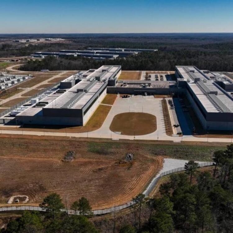 Civil rights groups urge a halt to South Africa data centres boom amid water and power fears | Business