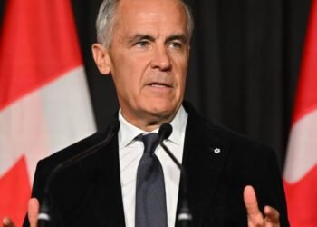 Carney woos global investors | World News