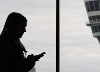 Flights disrupted across US Northeast because of technical problems at key air traffic centre | World News