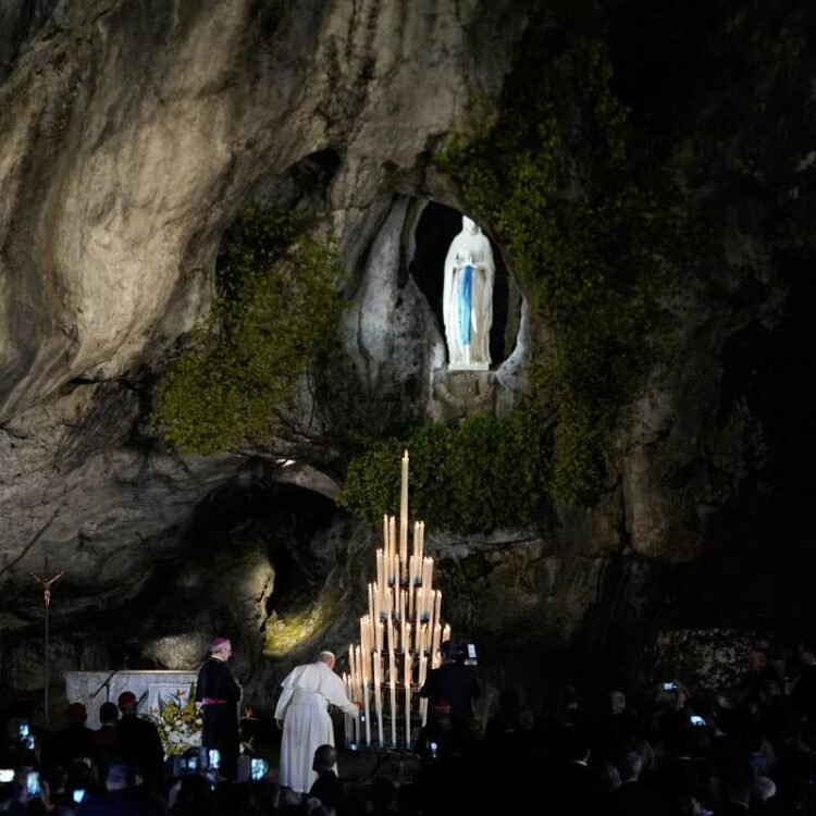 Pope Leo draws 800,000 people to central Paris for open-air Mass on iconic square | World News