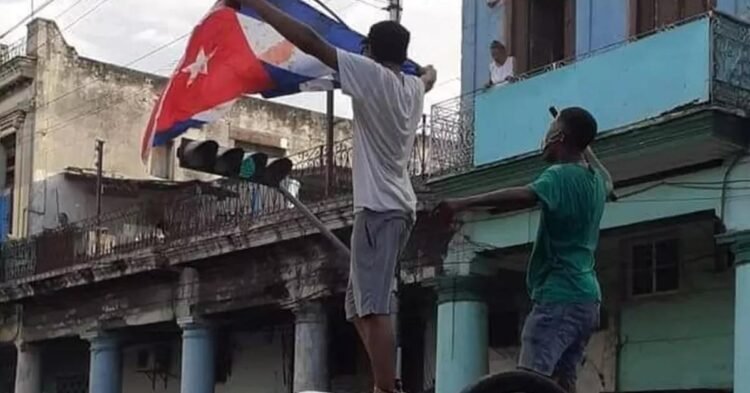 Presentation of the report ‘Youth, power and social networks in Cuba’
