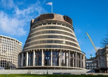 Two-thirds of Kiwis think politicians don’t care about people like them