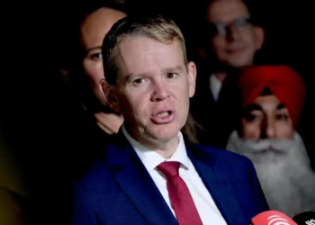 Labour pledges break up of supermarkets’ retail and wholesale operations