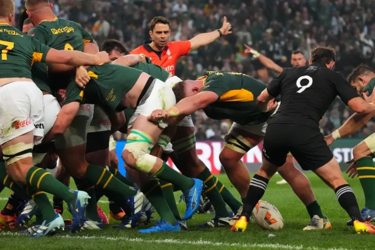 All Blacks left few answers as Springboks ride dominant set piece to third test win