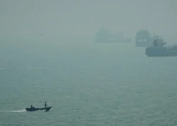 Iranian commercial ship struck near Strait of Hormuz with 1 dead, Iranian media say