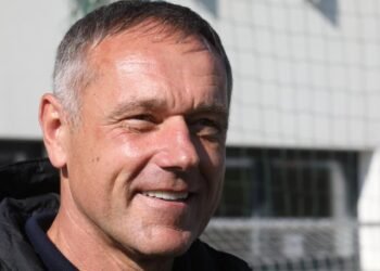 Former West Ham and Czech Republic goalkeeper Luděk Mikloško dies at 64