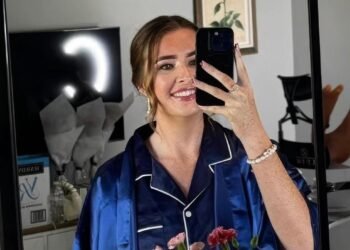 She was a Sydney high school teacher. Police allege she plotted a gangland murder with two teenagers