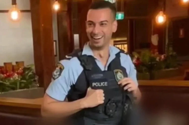 An Uber Eats disguise, burner phone and surfboard cover: Australian double murder trial begins