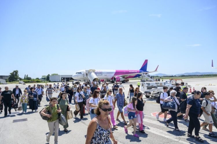 Rimini-San Marino – Fellini Airport, record July: 113,466 passengers and 72% growth over 2025