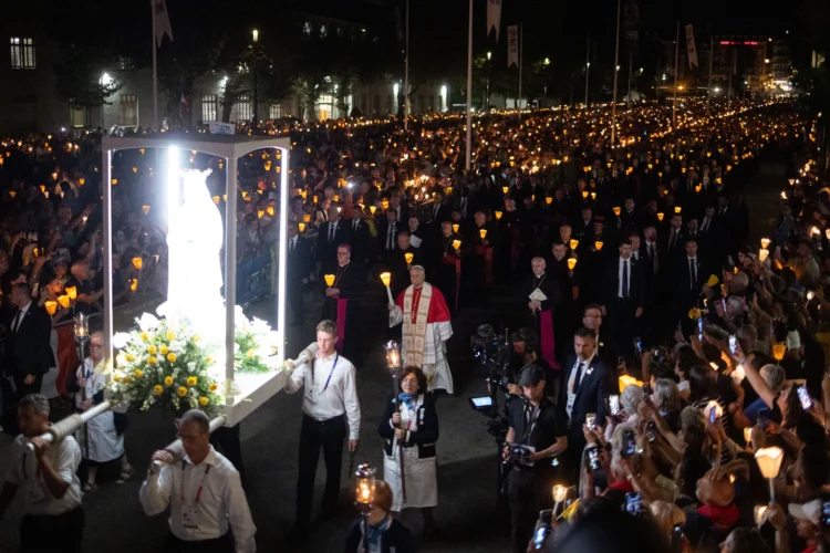 Pope Leo leans into statesman role, urging peace in an era of renewed war