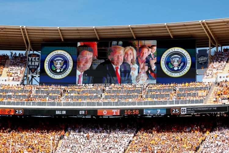 In Knoxville, cheers for Trump — and some quiet doubts