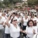 Naval High School: parents sit in front of the Naval Center demanding justice for the teenager