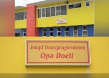 Mother reports fourteen-year-old son after theft of jewelry and money – de Ware Tijd