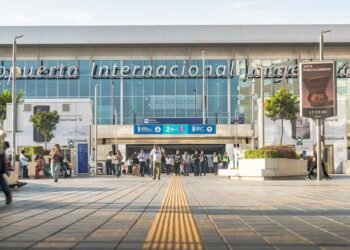 Peru could double its air traffic by 2044, while the transfer TUUA opens debate on Lima’s competitiveness