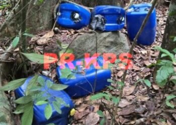 Police confiscate jerry cans with suspected aviation gasoline – the True Time