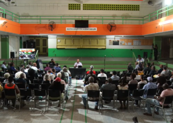 Holetown folk demand civic centre stay public as govt denies hotel deal