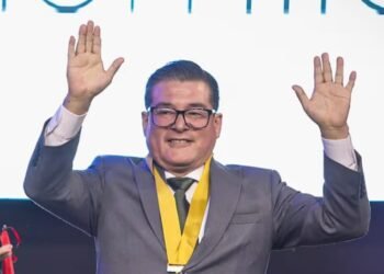 Mayor of Chorrillos speaks out on complaints against him and in previous administrations