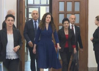 3 years at the head of SHISH – Why was Vlora Hyseni fired by Albin Kurti? – Shqip.com